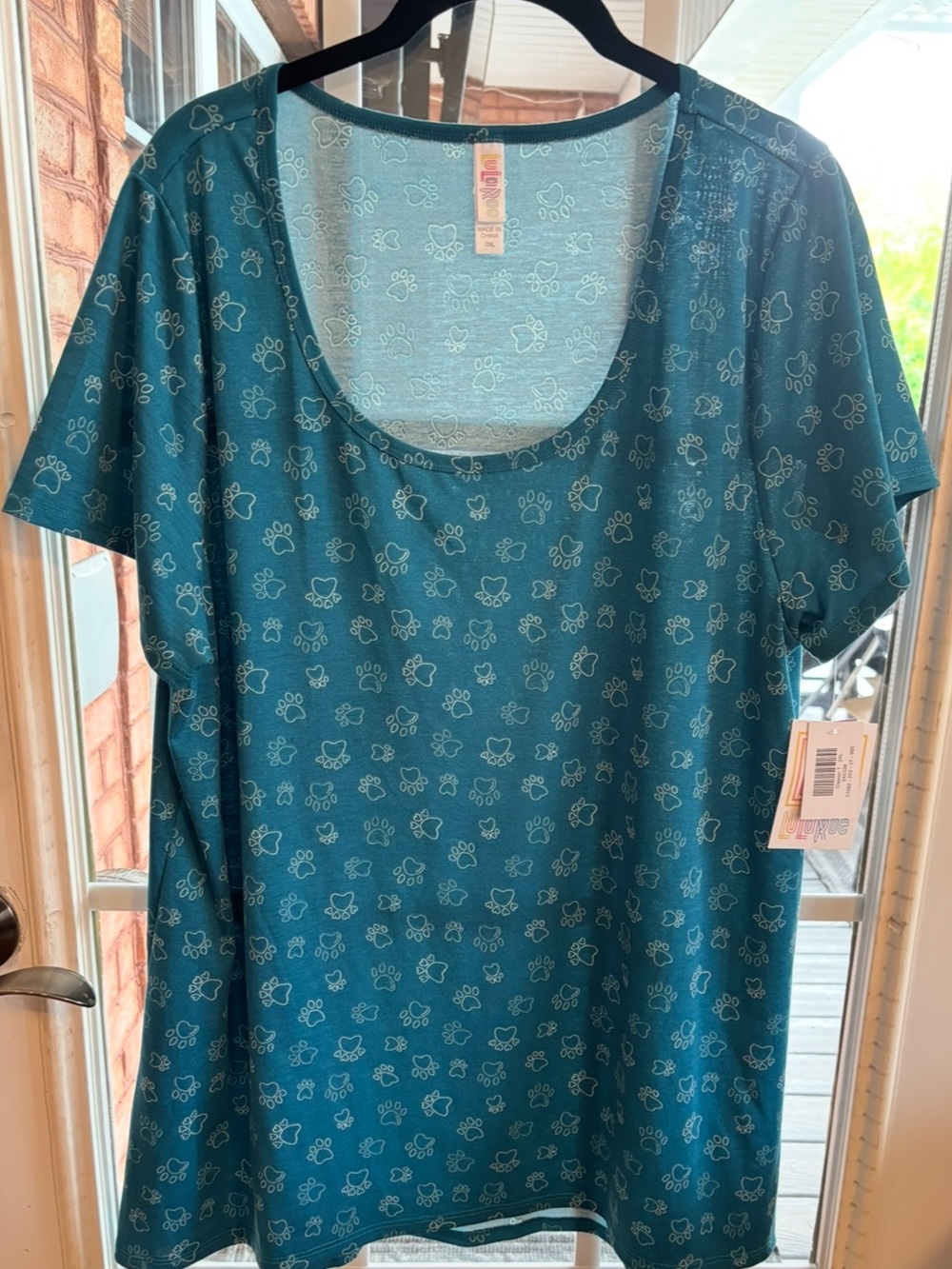 LulaRoe NWT 2XL Classic T Tee Shirt Top Paws Blue White